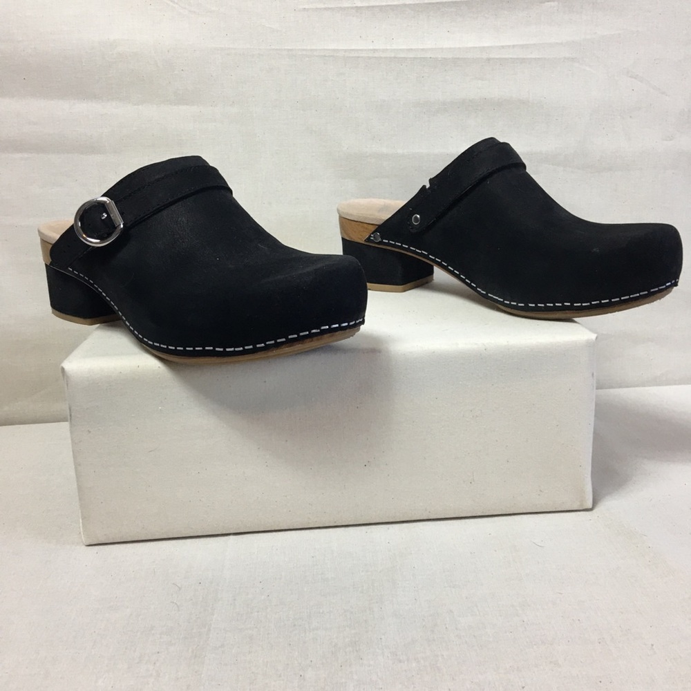 Dansko Marty Clog/Mule - Size 40 - Black Nubuck